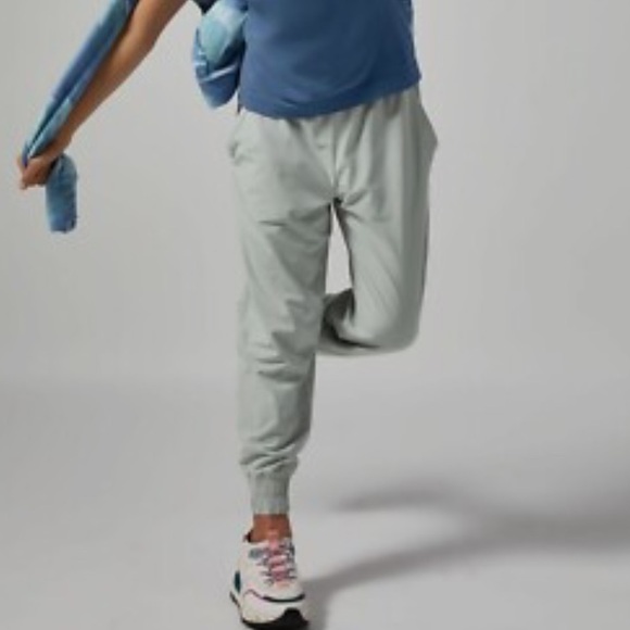 Athleta Girl Chase The Chill Jogger, Coast Grey - Picture 2 of 5